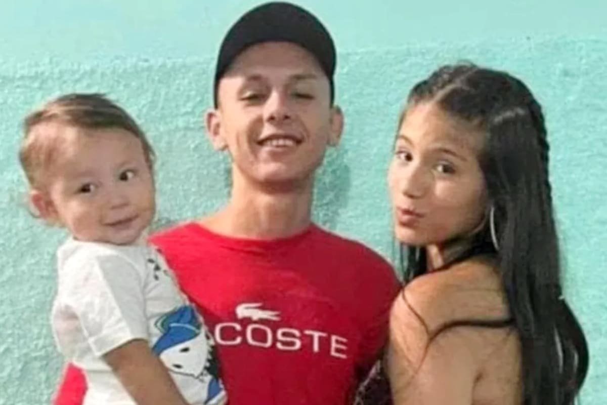 Una pareja y su hijo de cuatro años murieron tras recibir una descarga ...