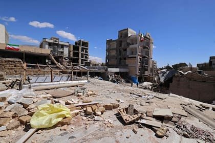 Estados Unidos destruyó el puente más alto de Irán