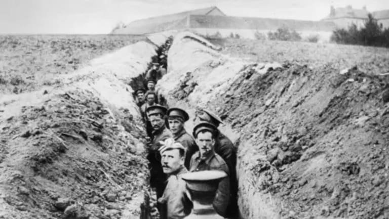 Tinniswood tenía apenas 2 años cuando estalló la Primera Guerra Mundial