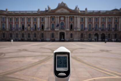 Un termómetro marca 51,6 °C en Tolouse