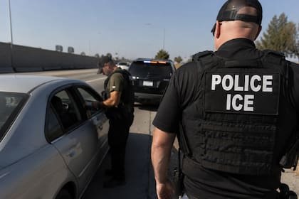 Un operativo de tránsito por parte de agentes de ICE.