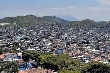 Basílica de nuestra señora de da Penha. Arriba de la favela donde se enfrentó la policía y el Comando Vermelho