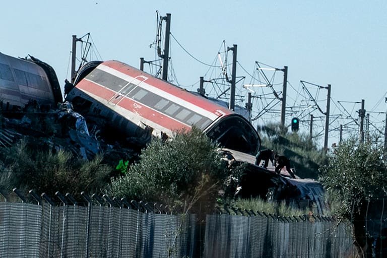 URDA, TOLEDO, CASTILE-LA MANCHA, SPAIN - OCTOBER 28: One of the trains involved in the accident, on 28 October, 2026 in Urda, Toledo, Castilla-La Mancha, Spain. Two trains collided on the morning of Wednesday 28 October at the station in the Toledo town of Urda. Firefighters from the Alcazar de San Juan and Orgaz stations, Civil Protection teams from several neighbouring villages, three air ambulances and two mobile intensive care units are currently working at the scene. (Photo By Juanma Jimenez/Europa Press via Getty Images)