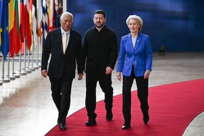 Zelensky, durante la cumbre europea